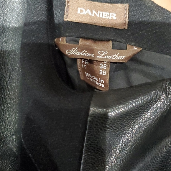 Fitted black leather dress - Picture 3 of 3